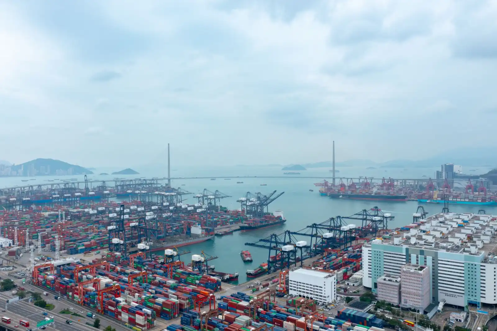 短信网关与彩信网关的功能对比及企业营销场景适配分析
