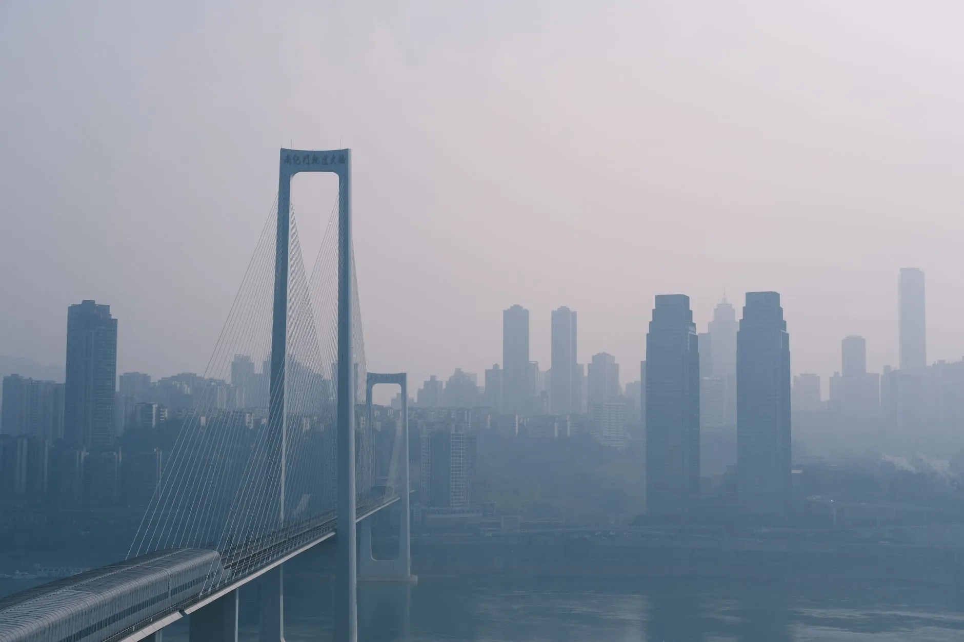 华南企业通信效率升级：预测拨号器与语音广播设备集成方案解析